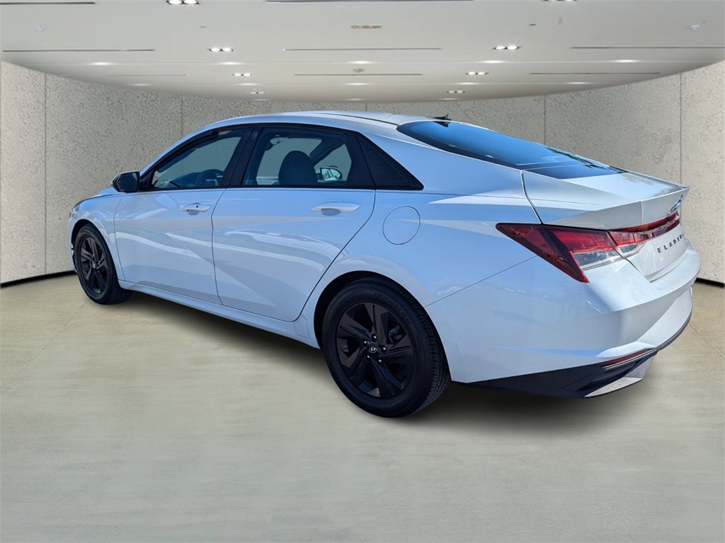 Used 2021 Hyundai Elantra SEL w/ Convenience Package image 5