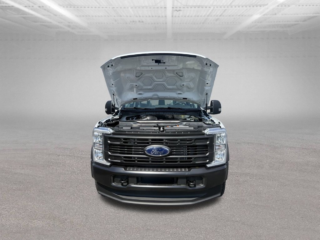 New 2026 Ford F550 Luxury RWD image 44
