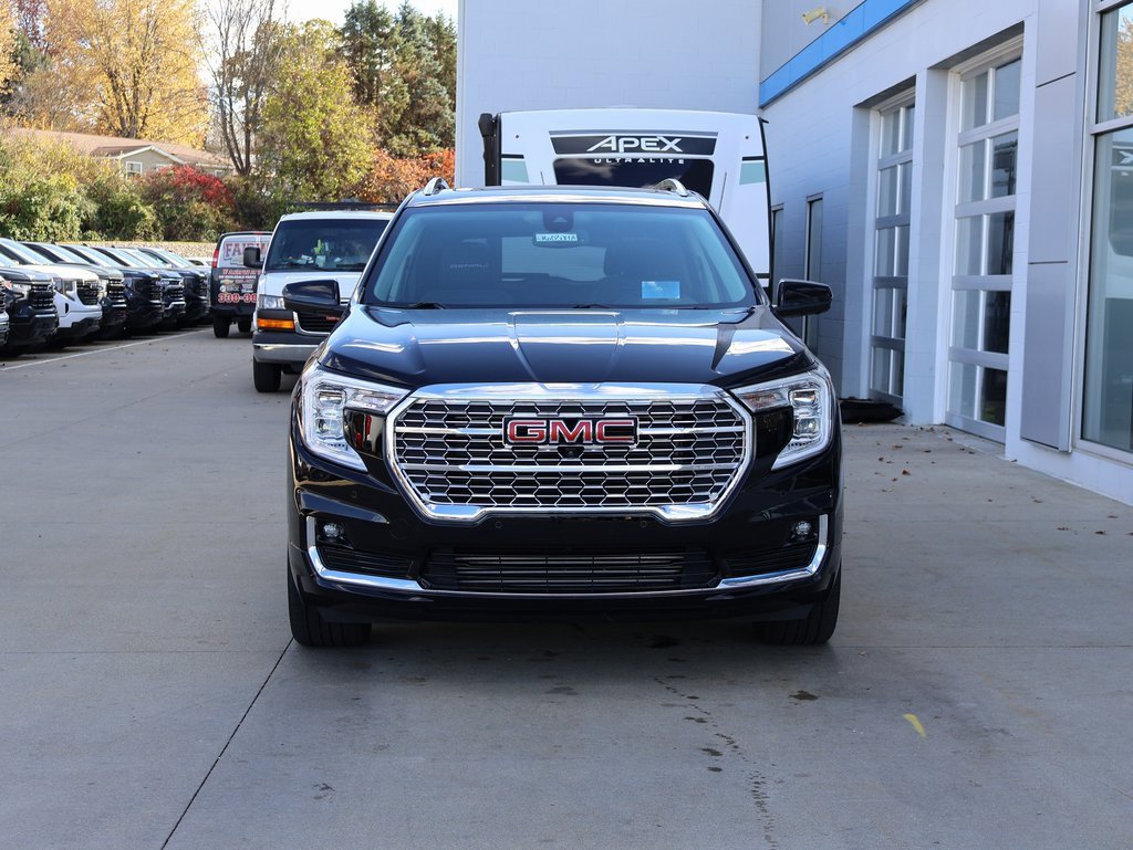 Certified 2024 GMC Terrain Denali w/ Denali Premium Package image 5