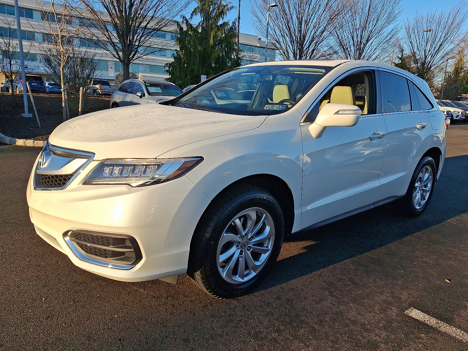 Used 2018 Acura RDX AWD image 3