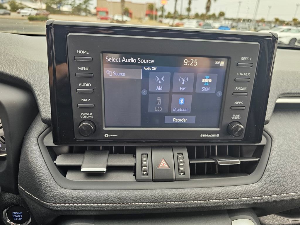 Used 2020 Toyota RAV4 XLE Premium image 22