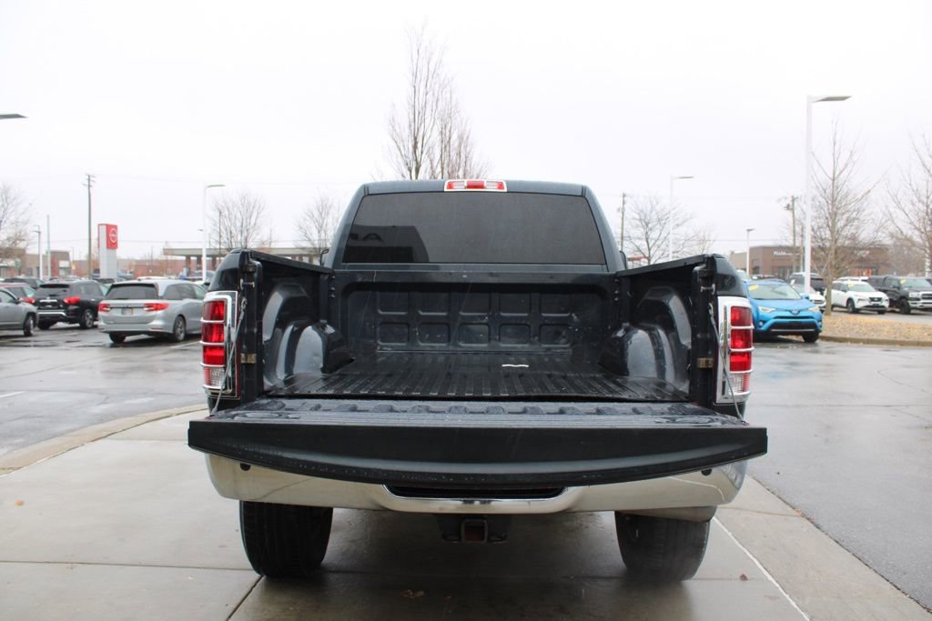 Used 2016 RAM 2500 Tradesman w/ Chrome Appearance Group image 11