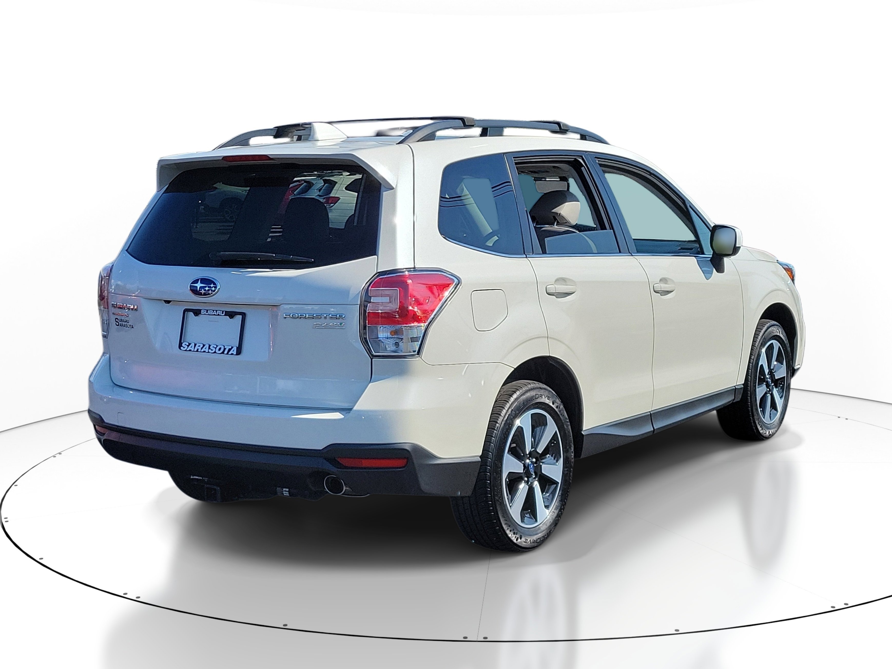 Used 2017 Subaru Forester 2.5i Limited image 6