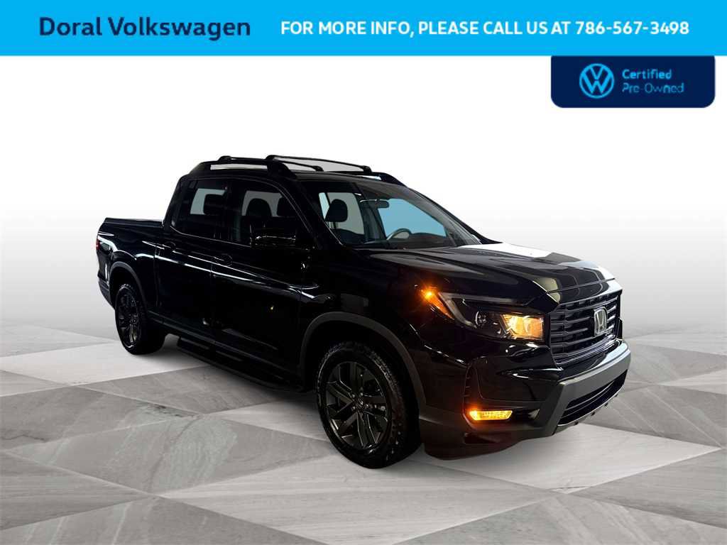 Used 2023 Honda Ridgeline Sport image 2