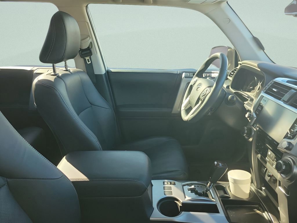 Used 2022 Toyota 4Runner Limited image 10