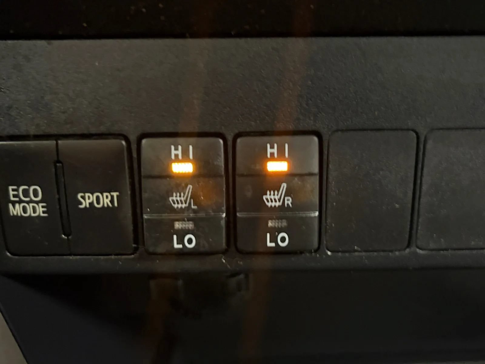 Used 2014 Toyota RAV4 Limited AWD/4WD image 24