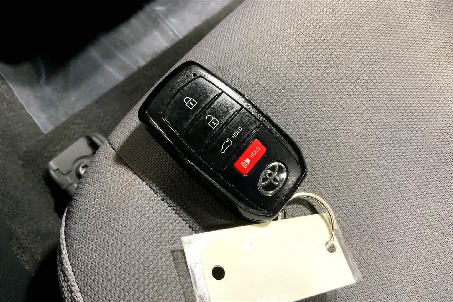 Used 2023 Toyota Corolla SE FWD image 15