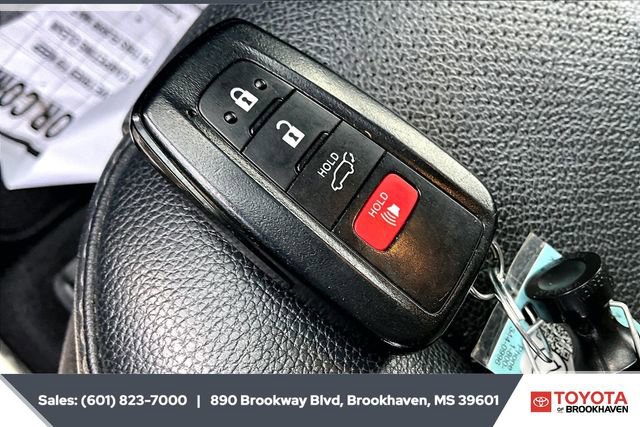 Used 2022 Toyota Highlander Platinum image 9