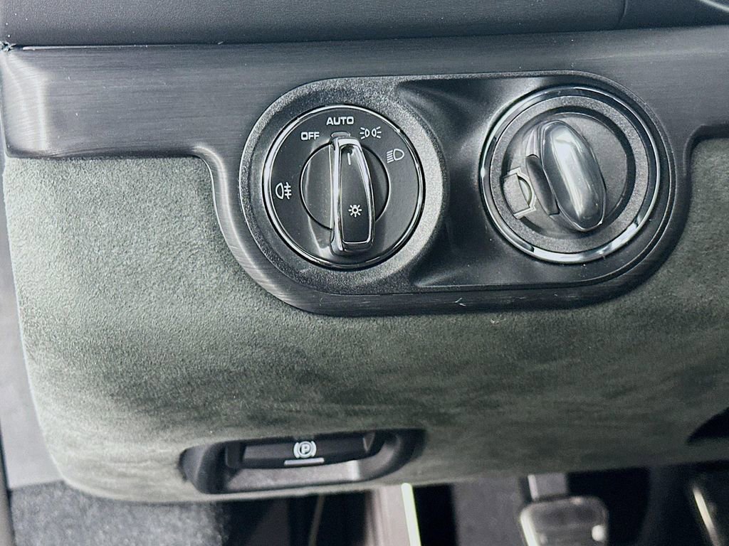 Certified 2024 Porsche 718 Cayman GTS image 11