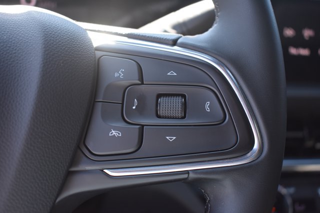 Used 2024 Buick Envista Sport Touring w/ Convenience I Package FWD image 23