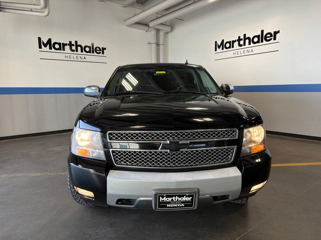 Used 2011 Chevrolet Suburban LT AWD/4WD image 2