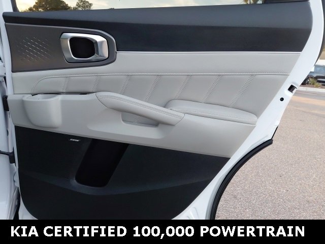 Certified 2021 Kia Sorento SX image 28