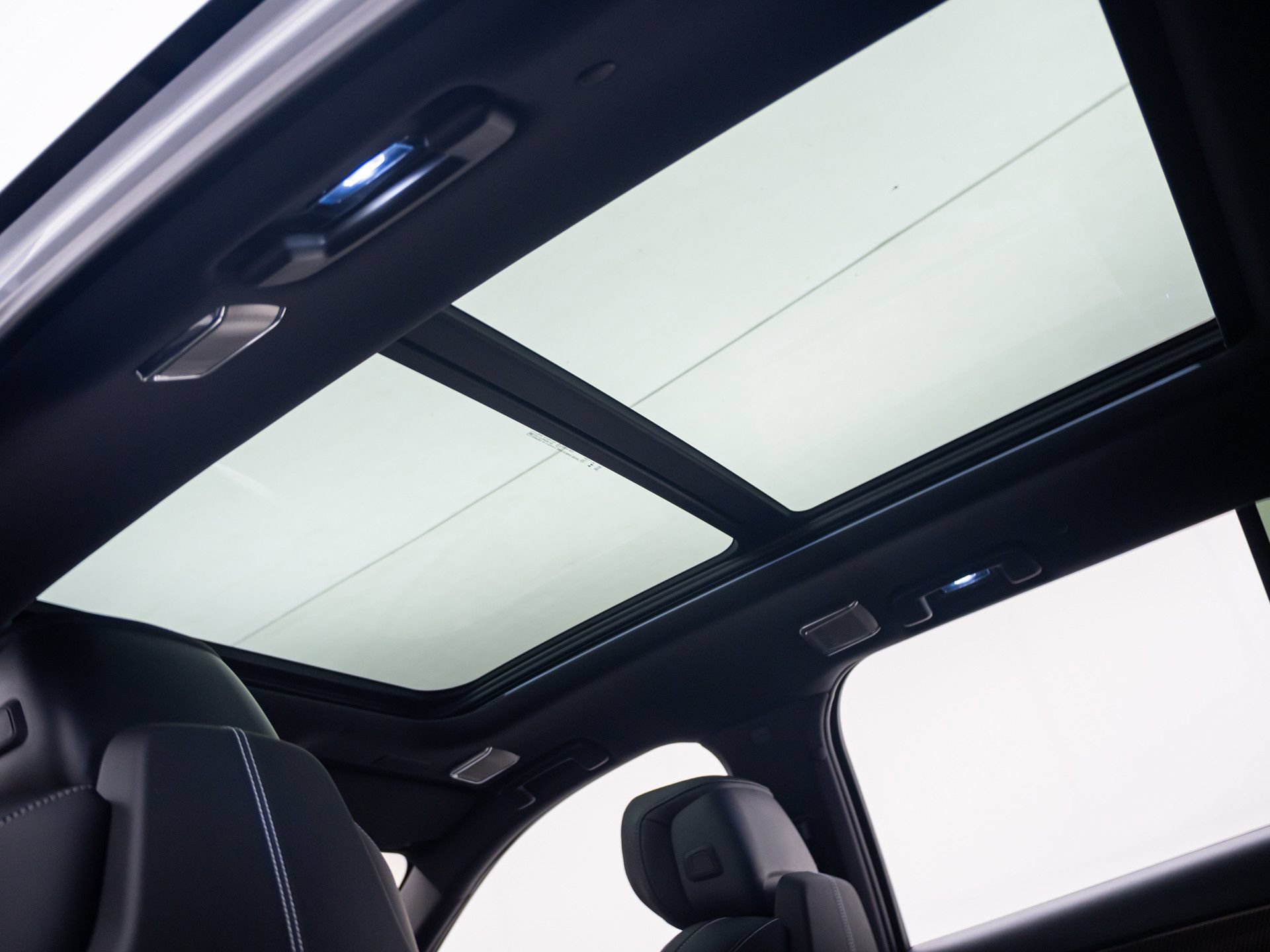 New 2027 Cadillac Vistiq Sport AWD/4WD image 17