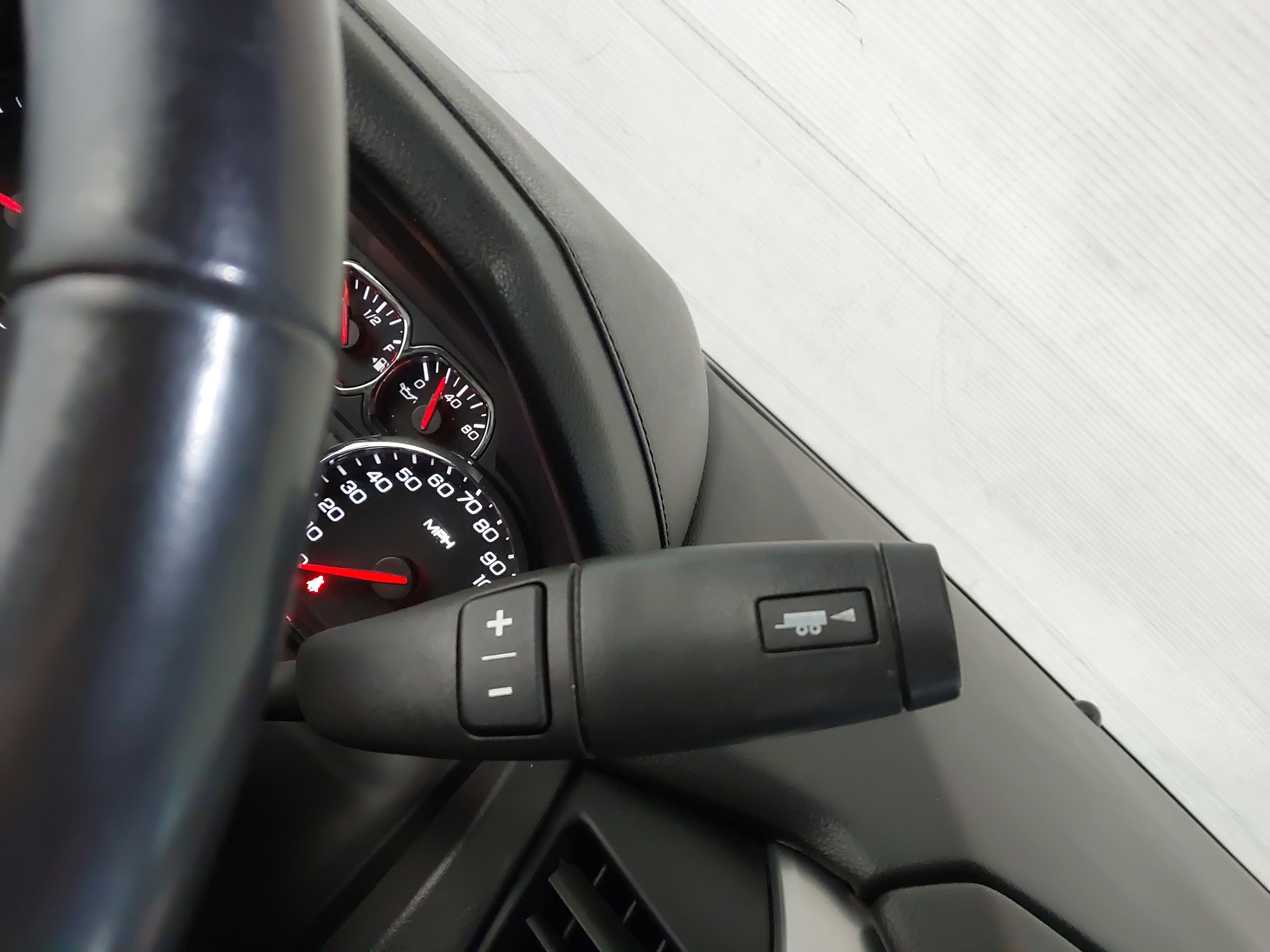 Used 2019 Chevrolet Tahoe LS image 22