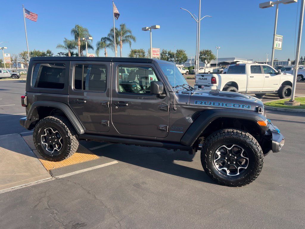 Used 2023 Jeep Wrangler Unlimited Rubicon 4xe w/ Cold Weather Group AWD/4WD image 6