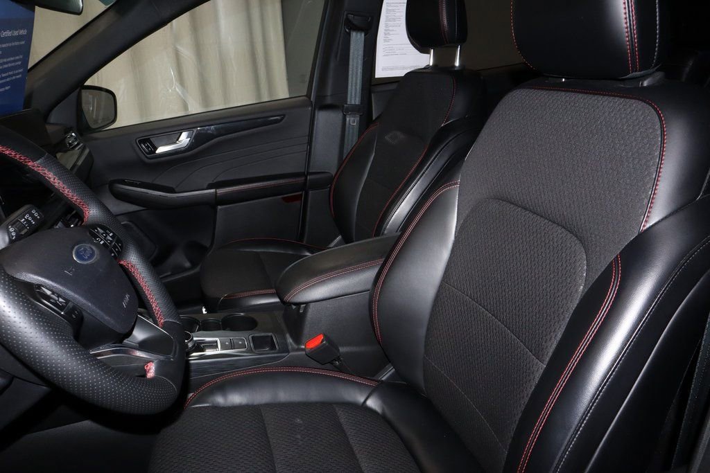 Certified 2024 Ford Escape ST-Line w/ Tech Pack #1 image 22