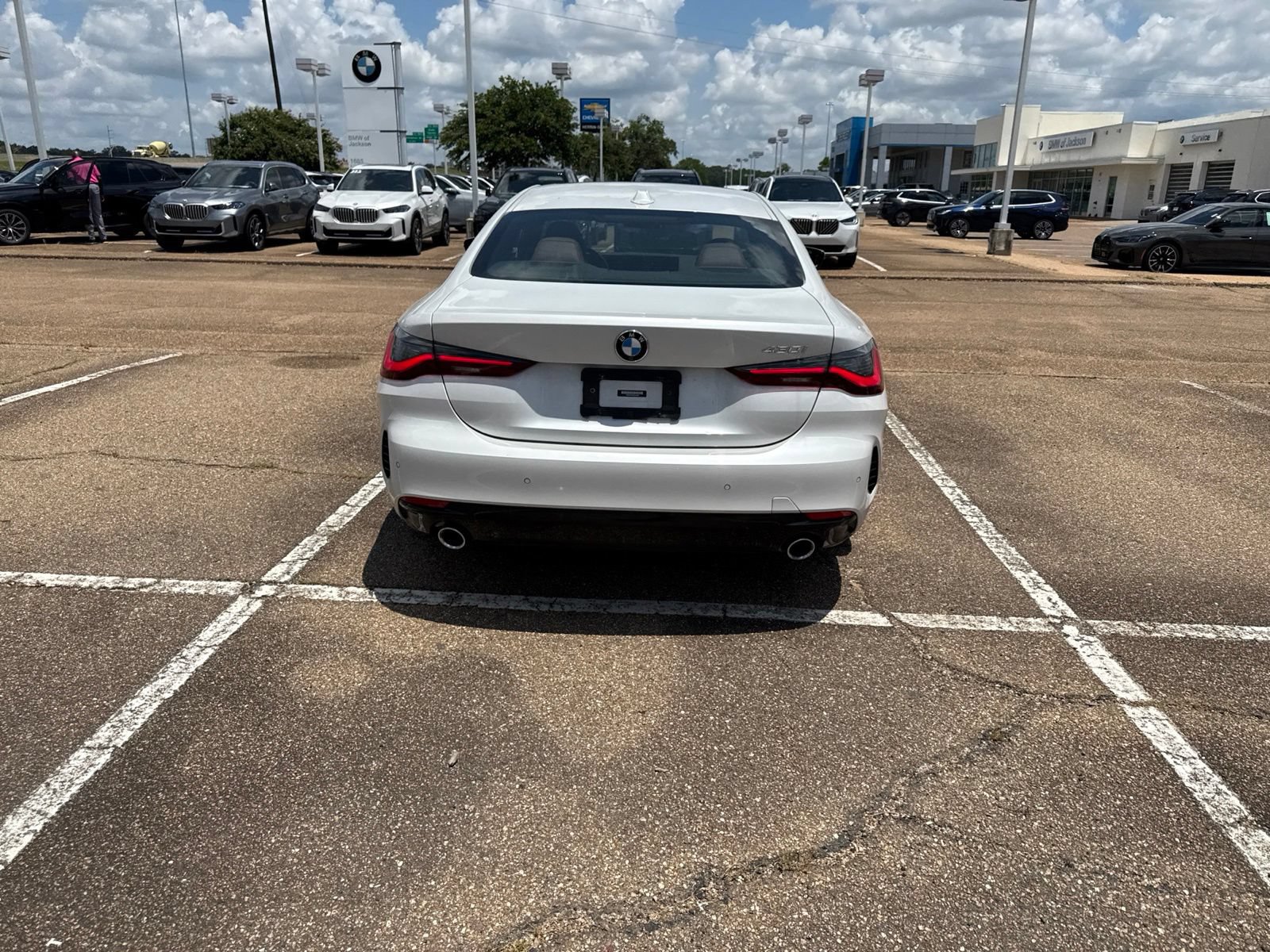 Used 2024 BMW 430i Coupe w/ Convenience Package RWD image 6