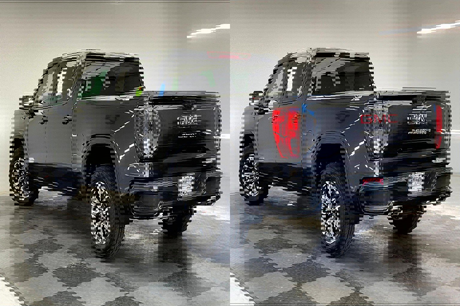 Used 2024 GMC Sierra 1500 Elevation w/ X31 Off-Road Package image 10