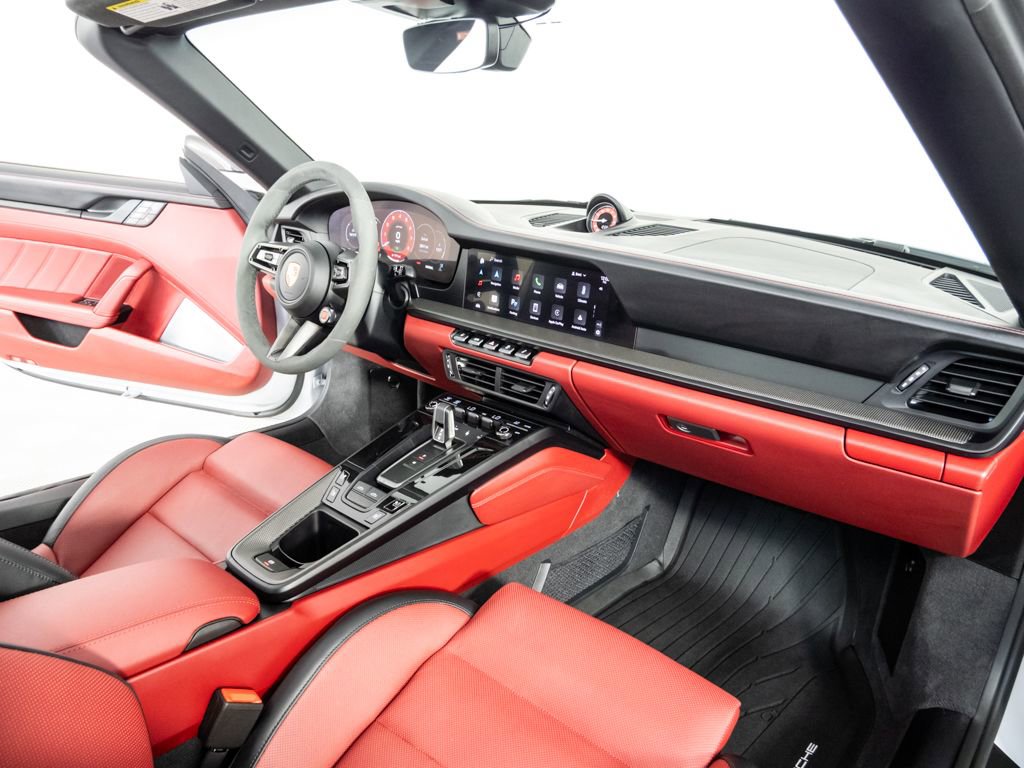 Certified 2025 Porsche 911 Targa 4 GTS image 22