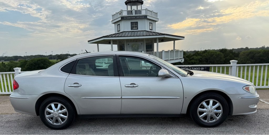 Used 2008 Buick LaCrosse CX FWD image 4