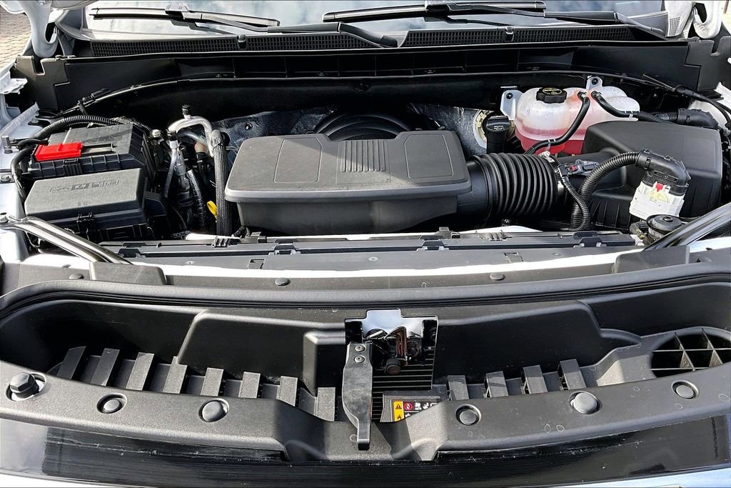 Used 2025 GMC Yukon XL Denali image 30