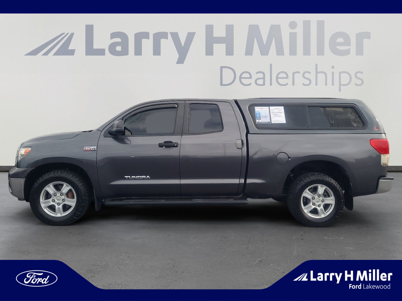 Used 2013 Toyota Tundra 4x4 Double Cab image 2