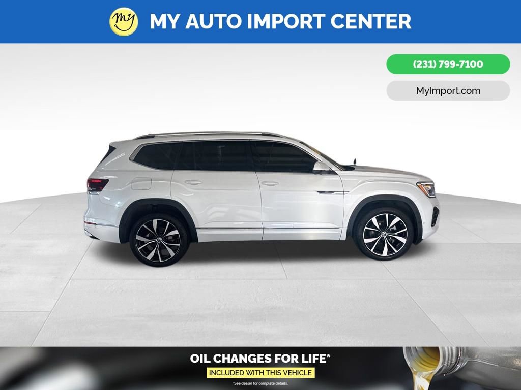 Used 2025 Volkswagen Atlas SEL Premium R-Line image 8