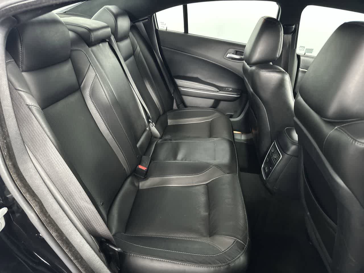 Used 2021 Dodge Charger SXT w/ Leather Interior Group RWD image 6
