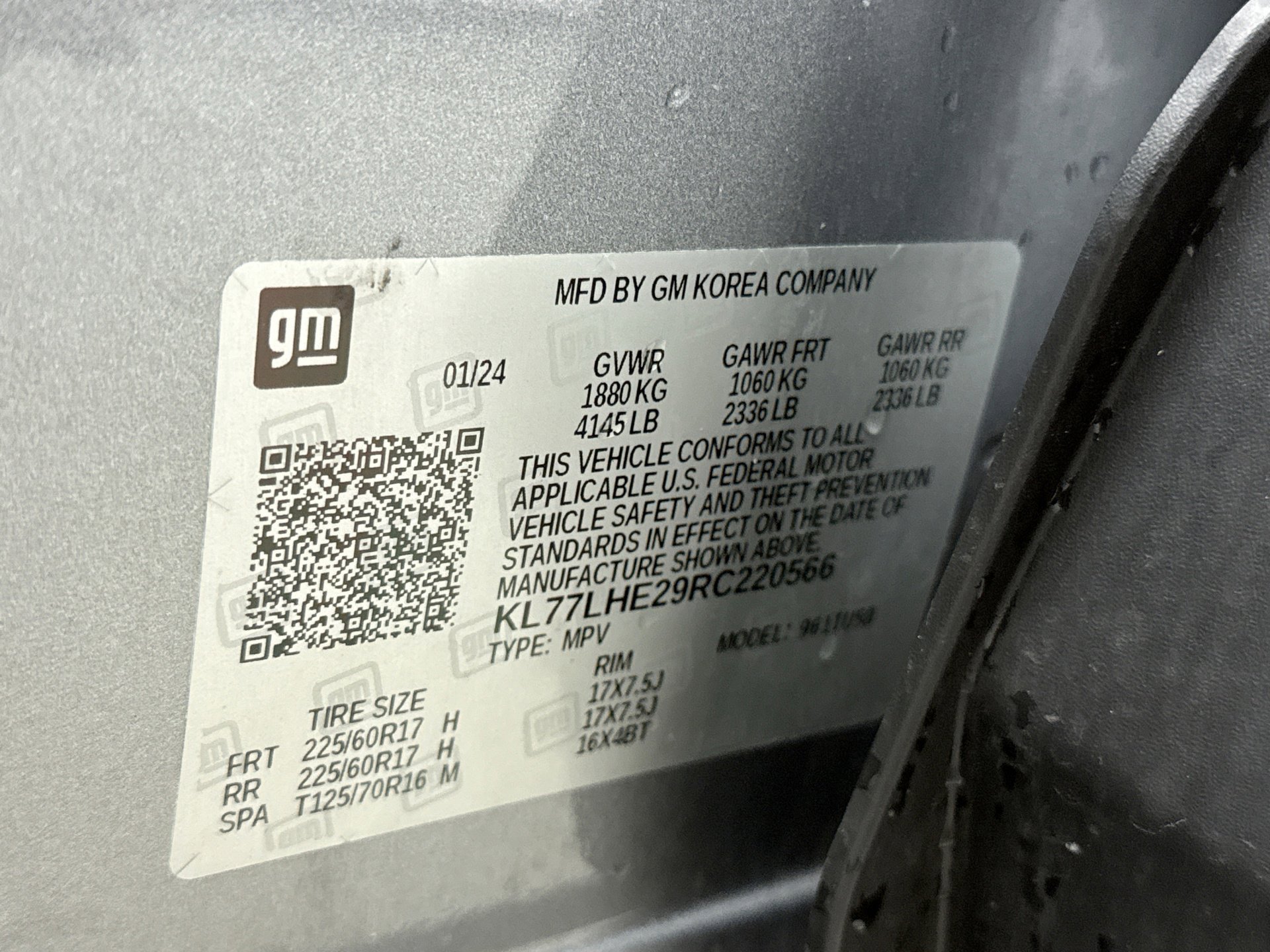 Used 2024 Chevrolet Trax LT w/ Sunroof Package image 25