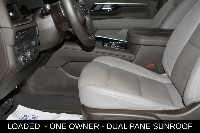 Used 2025 Chevrolet Tahoe Z71 w/ Comfort Package AWD/4WD image 14