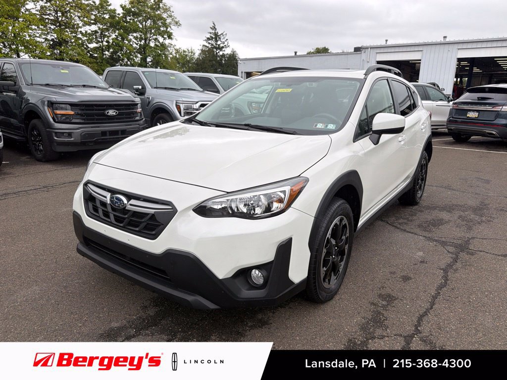 Used 2021 Subaru Crosstrek 2.0i Premium w/ Moonroof Package AWD/4WD image 1