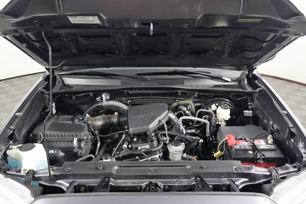 Used 2019 Toyota Tacoma SR w/ SR Convenience Package RWD image 15