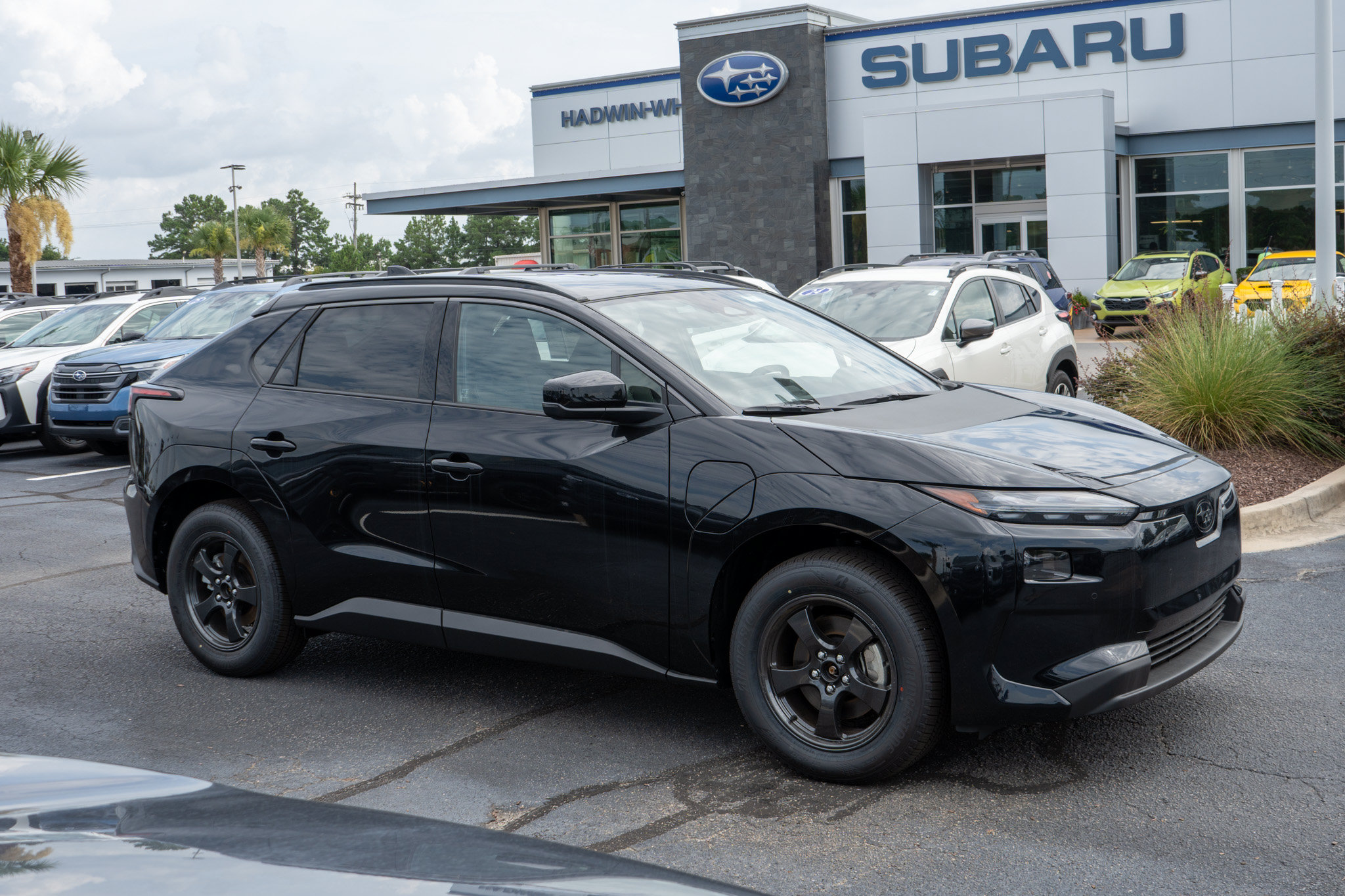 New 2026 Subaru Solterra w/ Premium Convenience Package