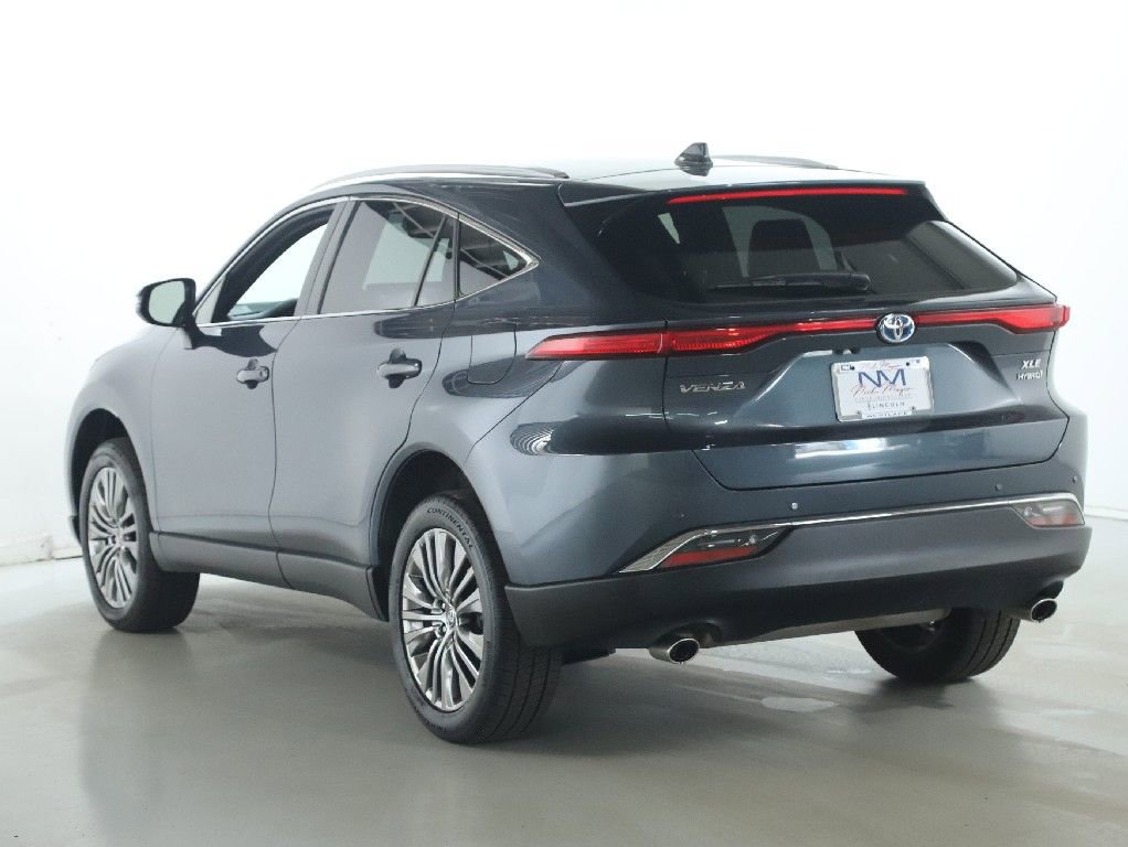 Used 2022 Toyota Venza XLE AWD/4WD image 41