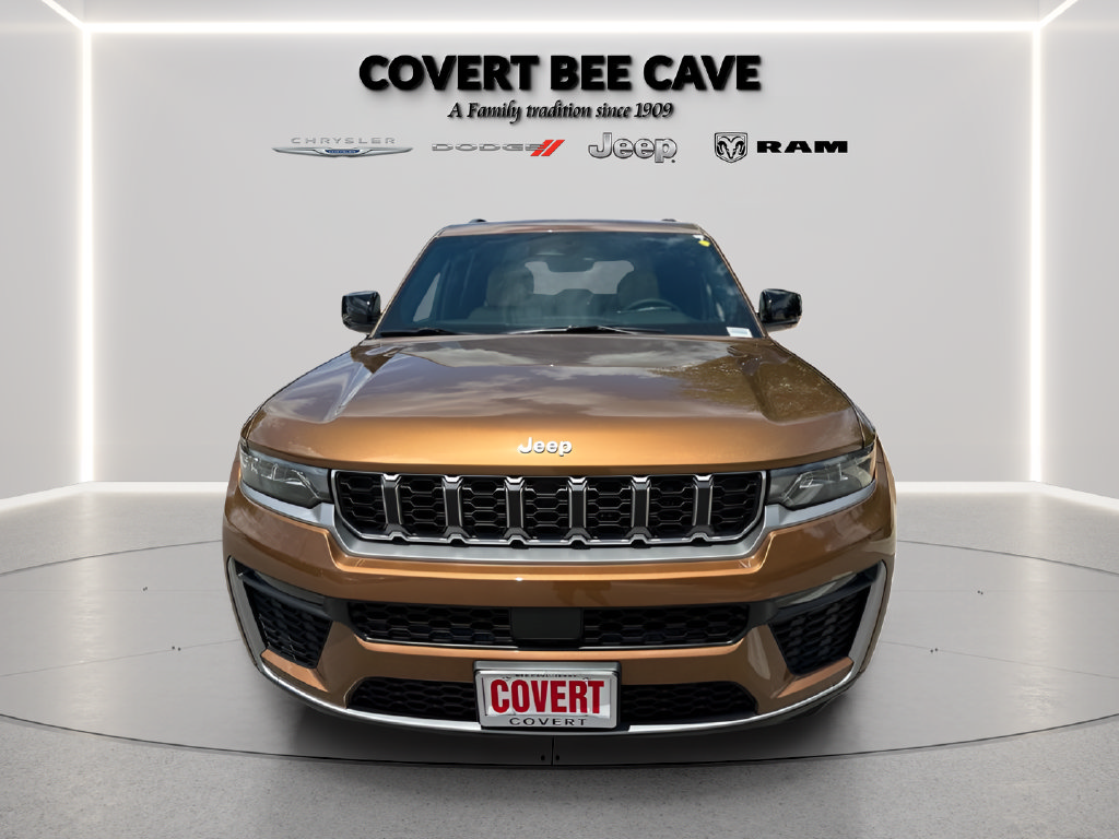 New 2026 Jeep Grand Cherokee Limited RWD image 4