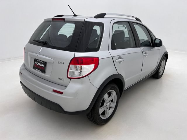 Used 2010 Suzuki SX4 Touring AWD/4WD image 7