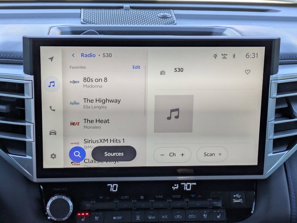 Used 2025 Toyota Tundra Platinum image 19