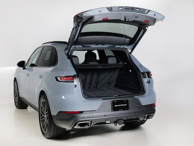 Certified 2025 Porsche Cayenne image 24