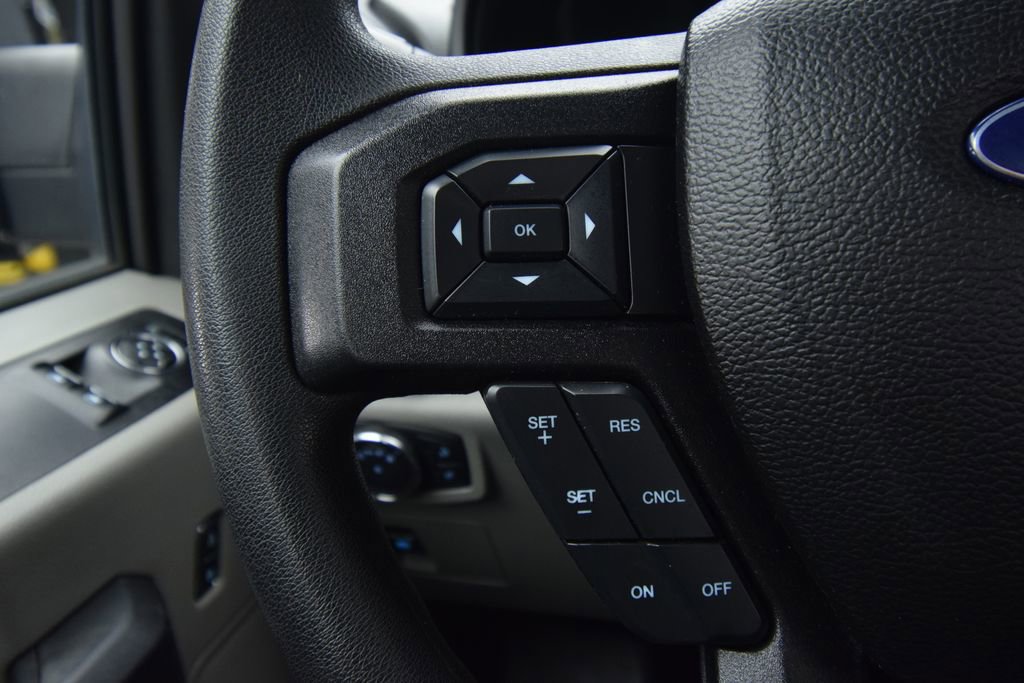 Used 2017 Ford F150 XL w/ Equipment Group 101A Mid AWD/4WD image 32