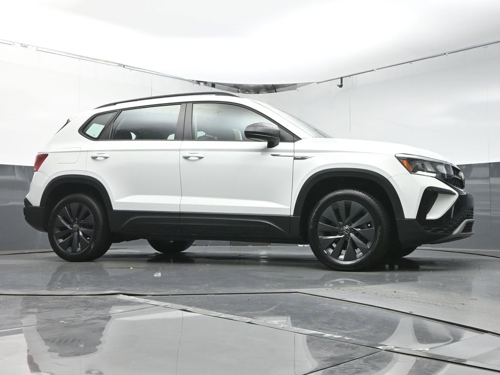 Used 2022 Volkswagen Taos S image 33