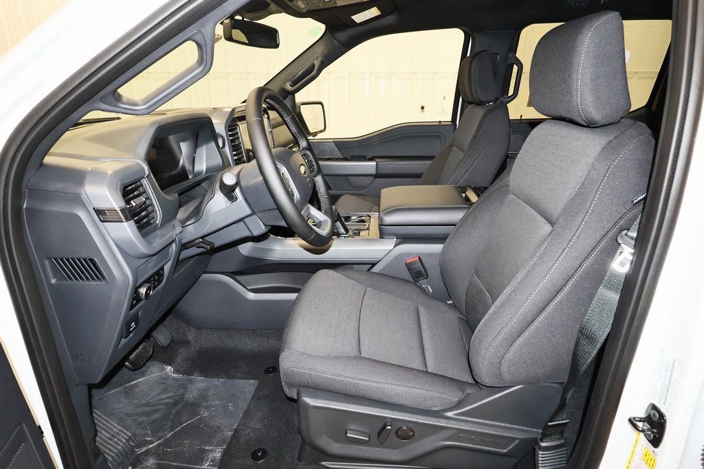 New 2025 Ford F150 XLT w/ Equipment Group 302A MID image 10