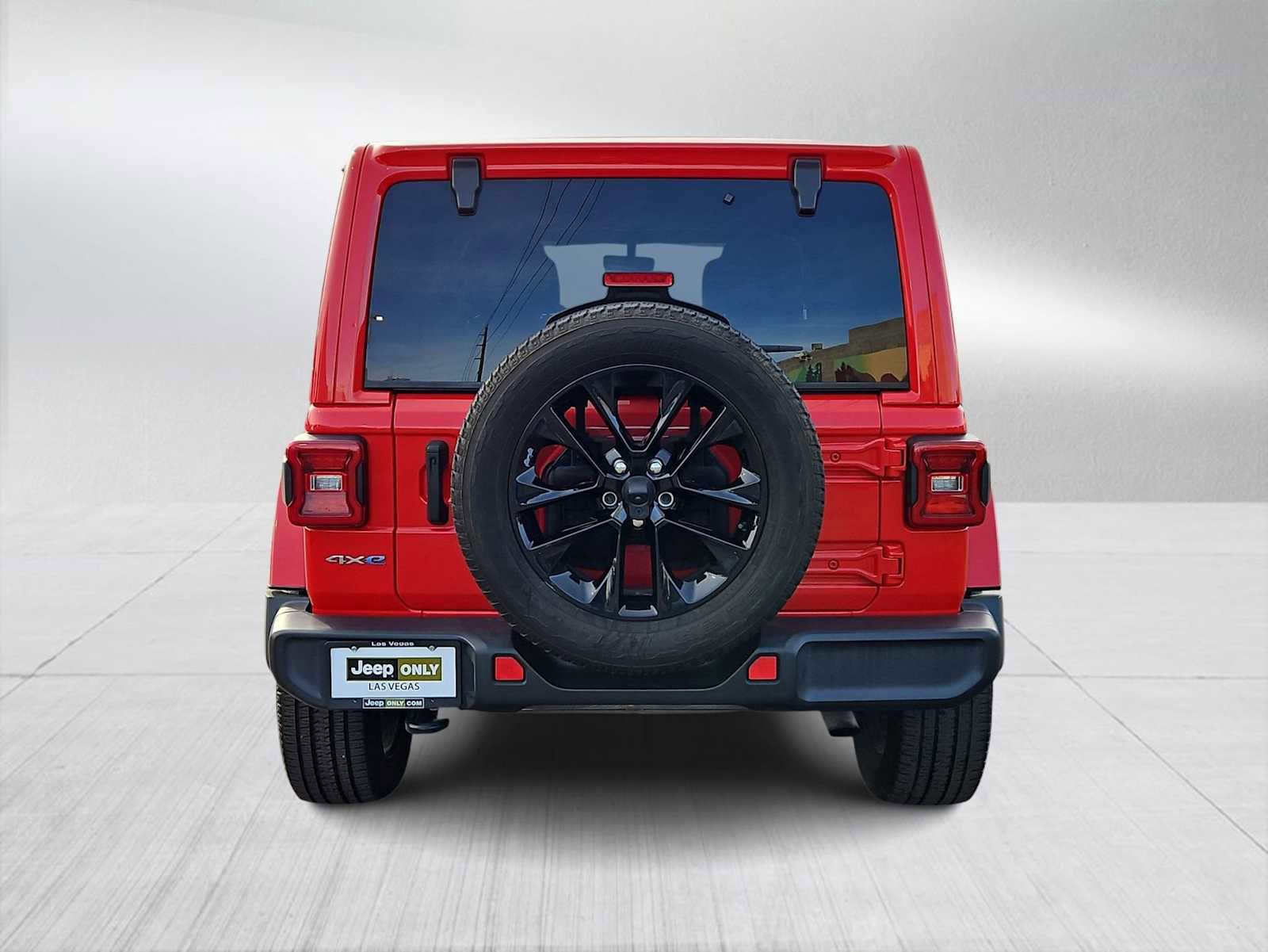 Used 2021 Jeep Wrangler Unlimited Sahara w/ Cold Weather Group image 7