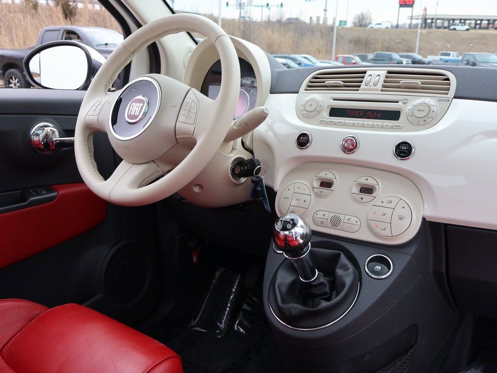Used 2013 FIAT 500 Lounge w/ Luxury Leather Pkg image 11