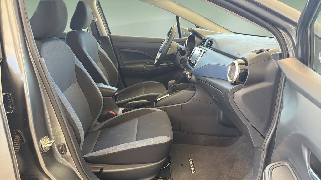 Certified 2025 Nissan Versa SV w/ Trunk Package FWD image 11