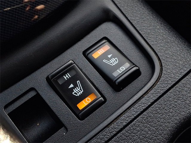 Used 2018 Nissan Sentra SR w/ SR Midnight Edition Package image 24