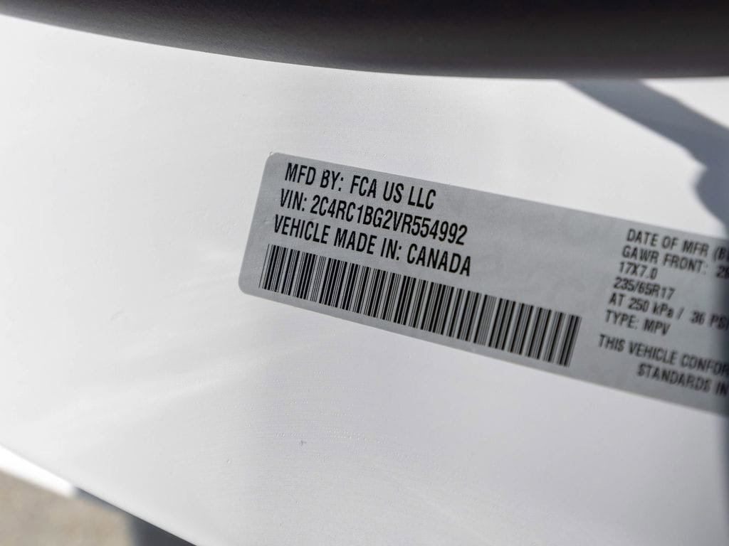New 2027 Chrysler Pacifica Select FWD image 13