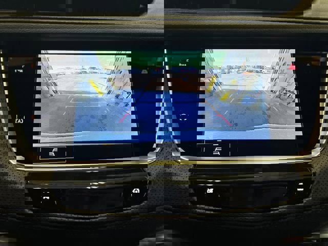 New 2026 Cadillac XT5 Luxury image 15