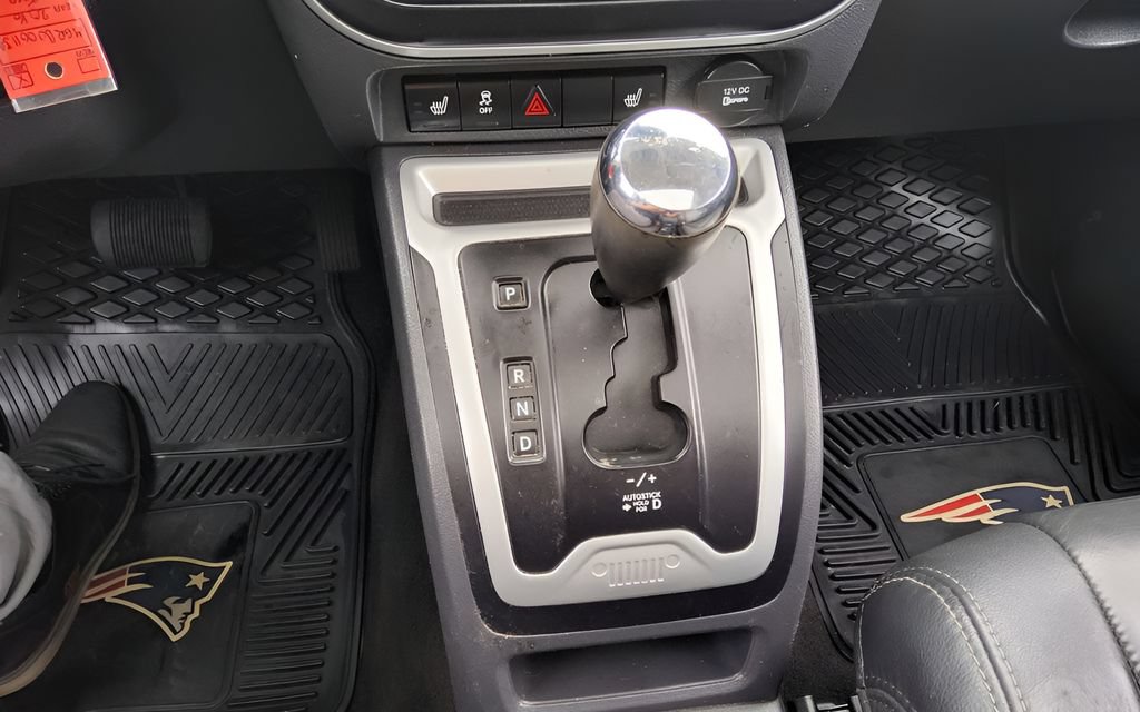 Used 2016 Jeep Compass High Altitude AWD/4WD image 10
