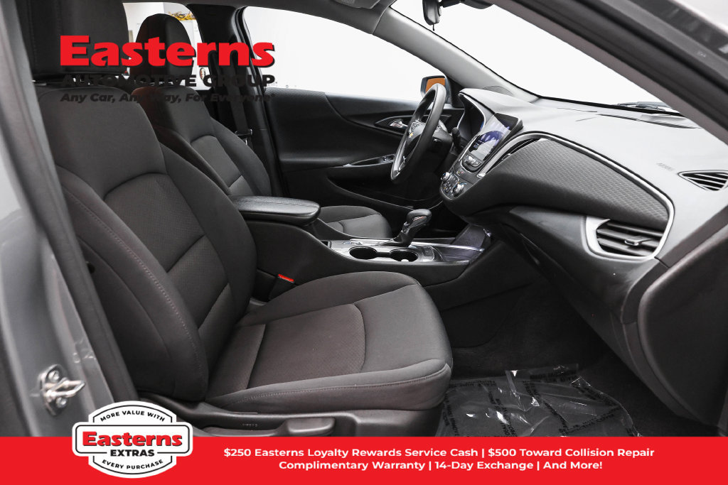 Used 2023 Chevrolet Malibu LT FWD image 25