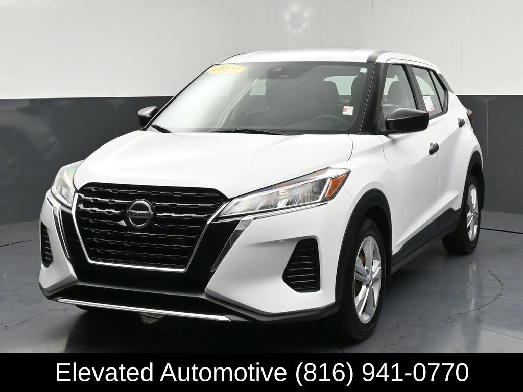 Used 2021 Nissan Kicks S FWD image 3